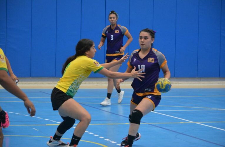 Avanza UACH a cuartos de final en handball durante la Universiada UACJ 2022