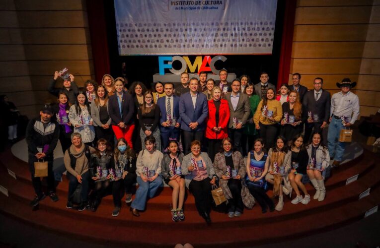 Entrega Alcalde reconocimientos a ganadores del FOMAC 6