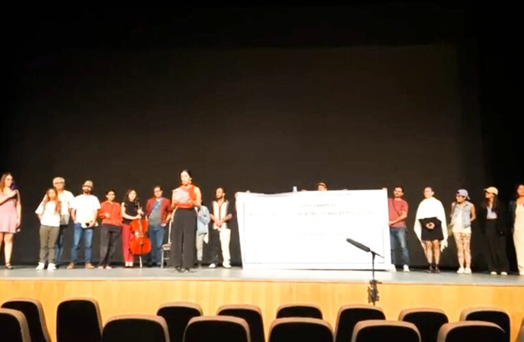 A LA COMUNIDAD ARTÍSTICA DE CHIHUAHUA.A LA OPINIÓN PÚBLICA