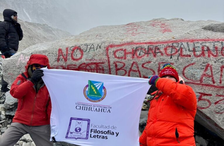 Mercedes Reza Torres: La estudiante que llevó la bandera de la UACH al Campamento Base del Everest